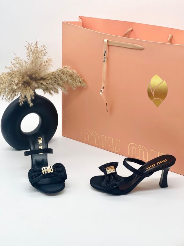 Min Min Heels