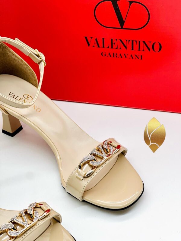 V Apo Heels - Image 3