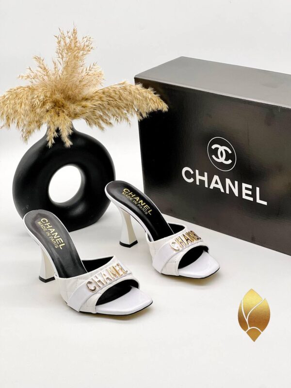 CHANEL HEELS - Image 3