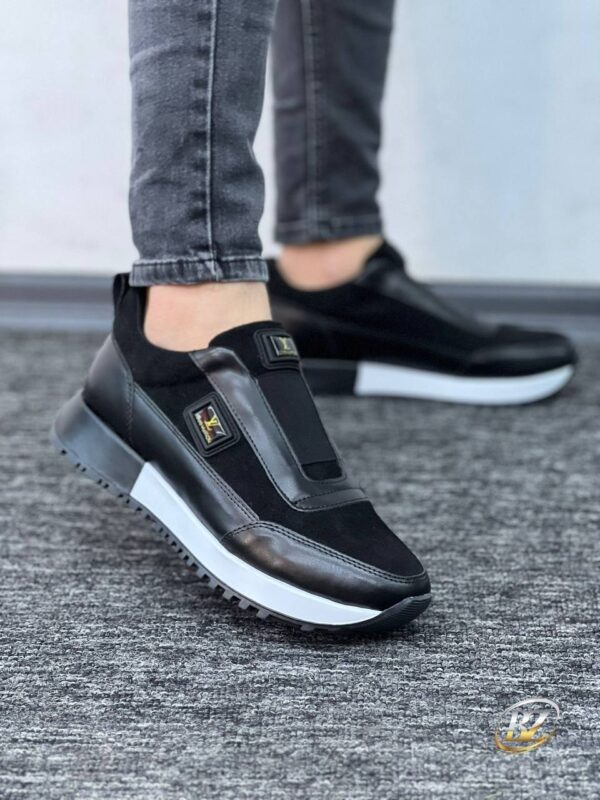 Lv Men Lux Sneakers - Image 3