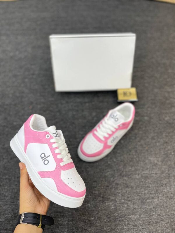 Alo Sneakers