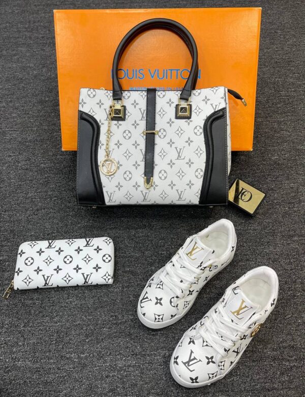 Lv White Sneaker Set