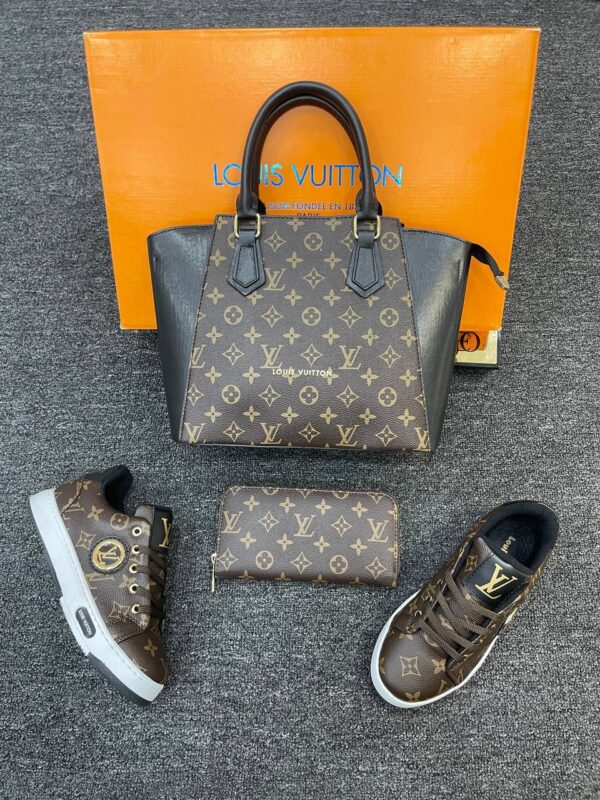 Lv Sportive Woman