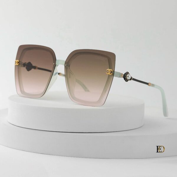 Chanel Ladies Shades - Image 2