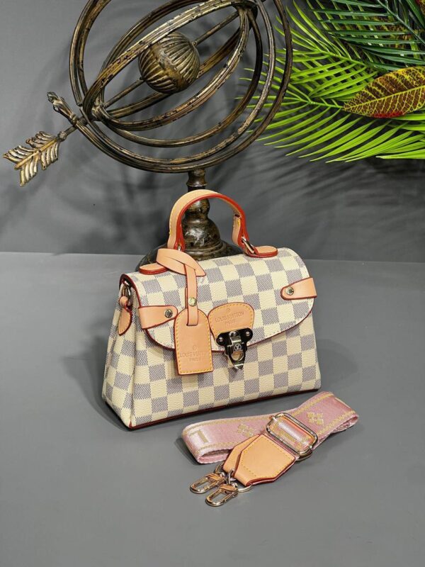 Leve Damali Bags