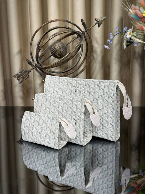 Goyard Toiletry Puoch Set - Image 2