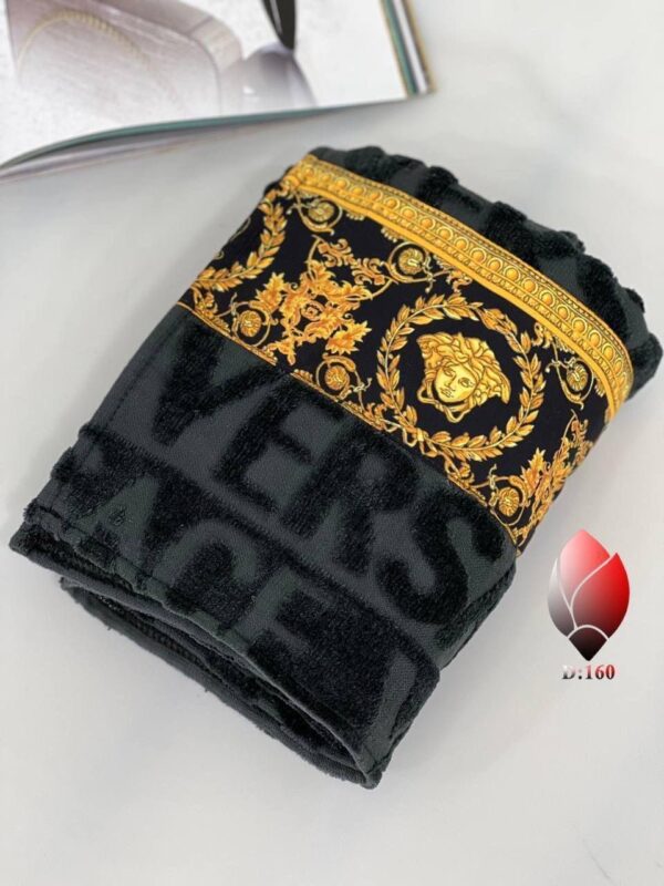 Versace Towels - Image 2
