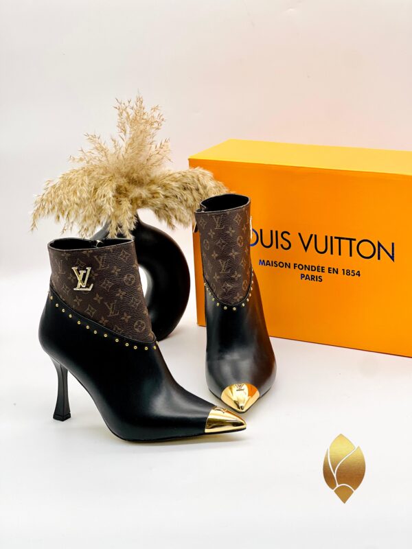 Lv Bot DM