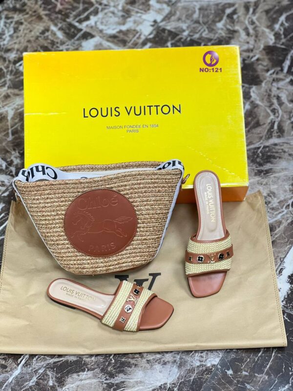 Lv Beach Sets - Image 3